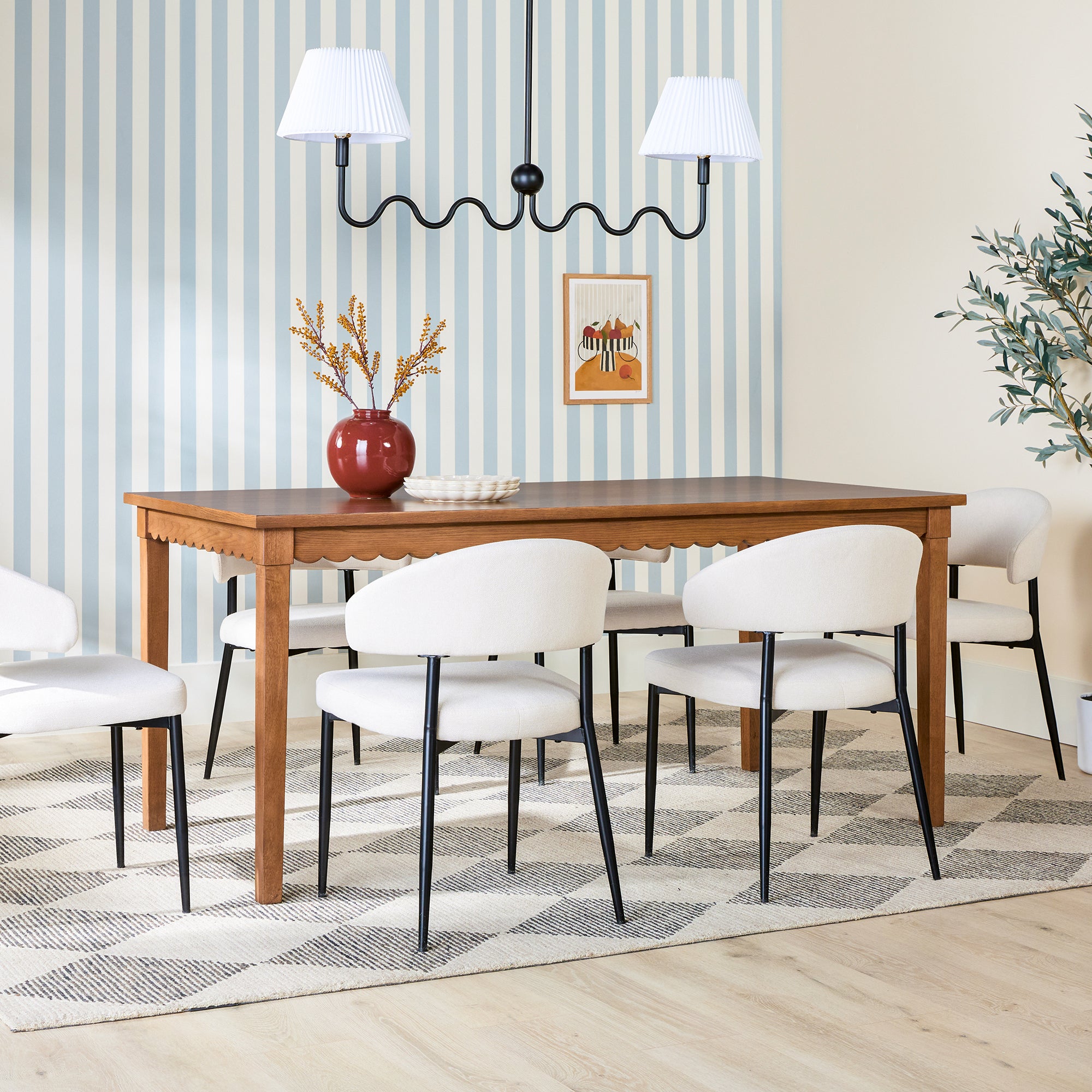 Paisley Modern Scalloped Easy Assembly 70