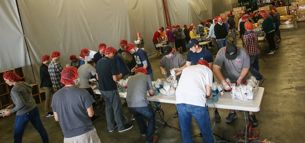 WALKER EDISON'S DAY OF SERVICE PROVIDES 20,000 MEALS TO RISE AGAINST HUNGER