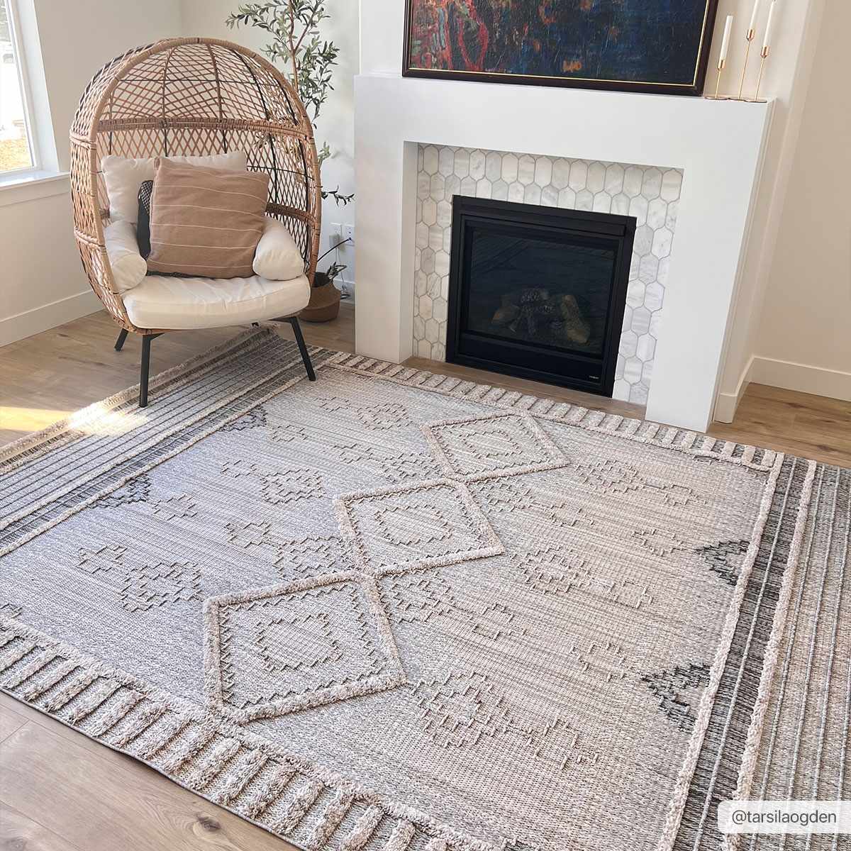 Boutique Rugs - Amaga Area Rug – Walker Edison