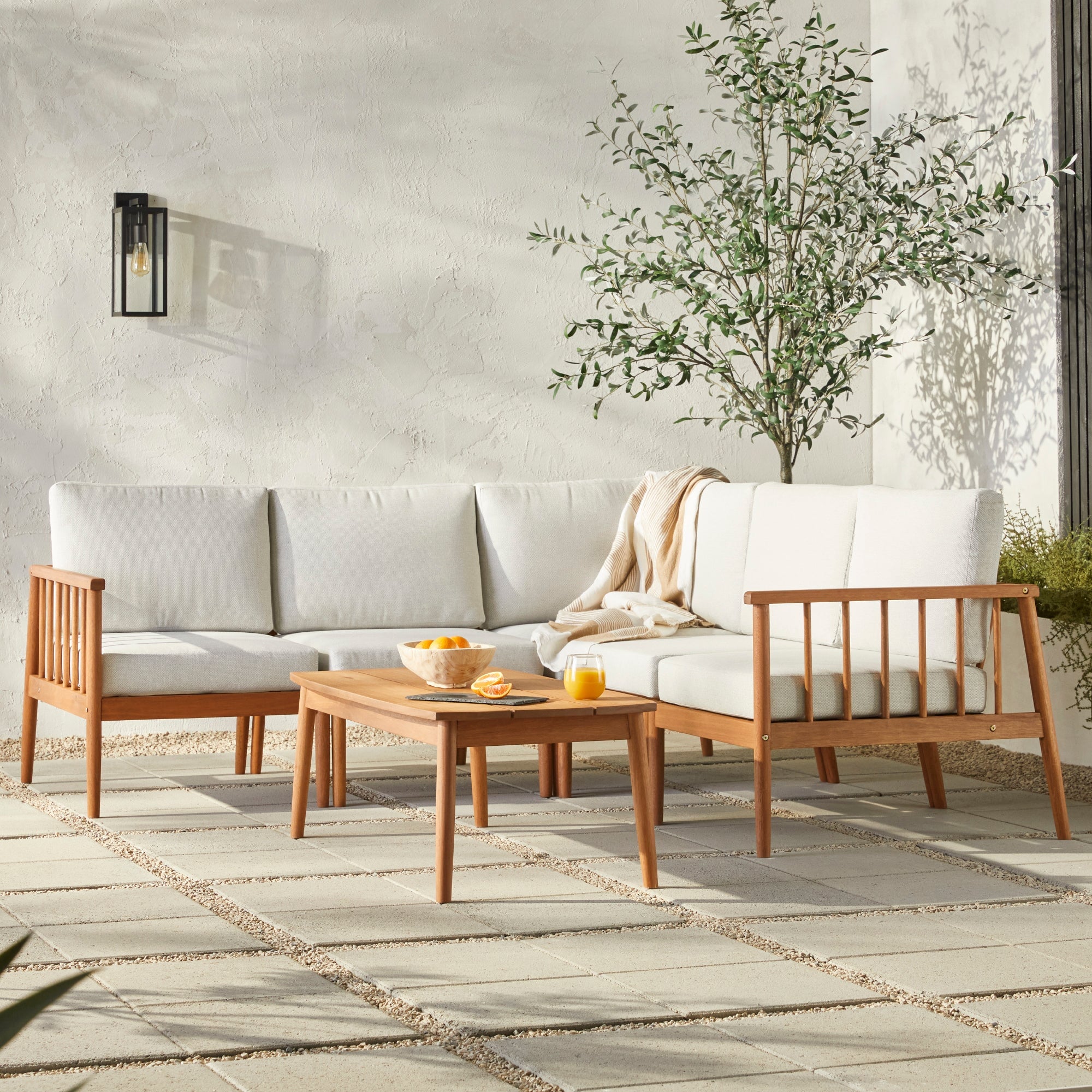 Circa Modern 6-Piece Spindle Solid Wood Outdoor Sectional and Coffee T ...