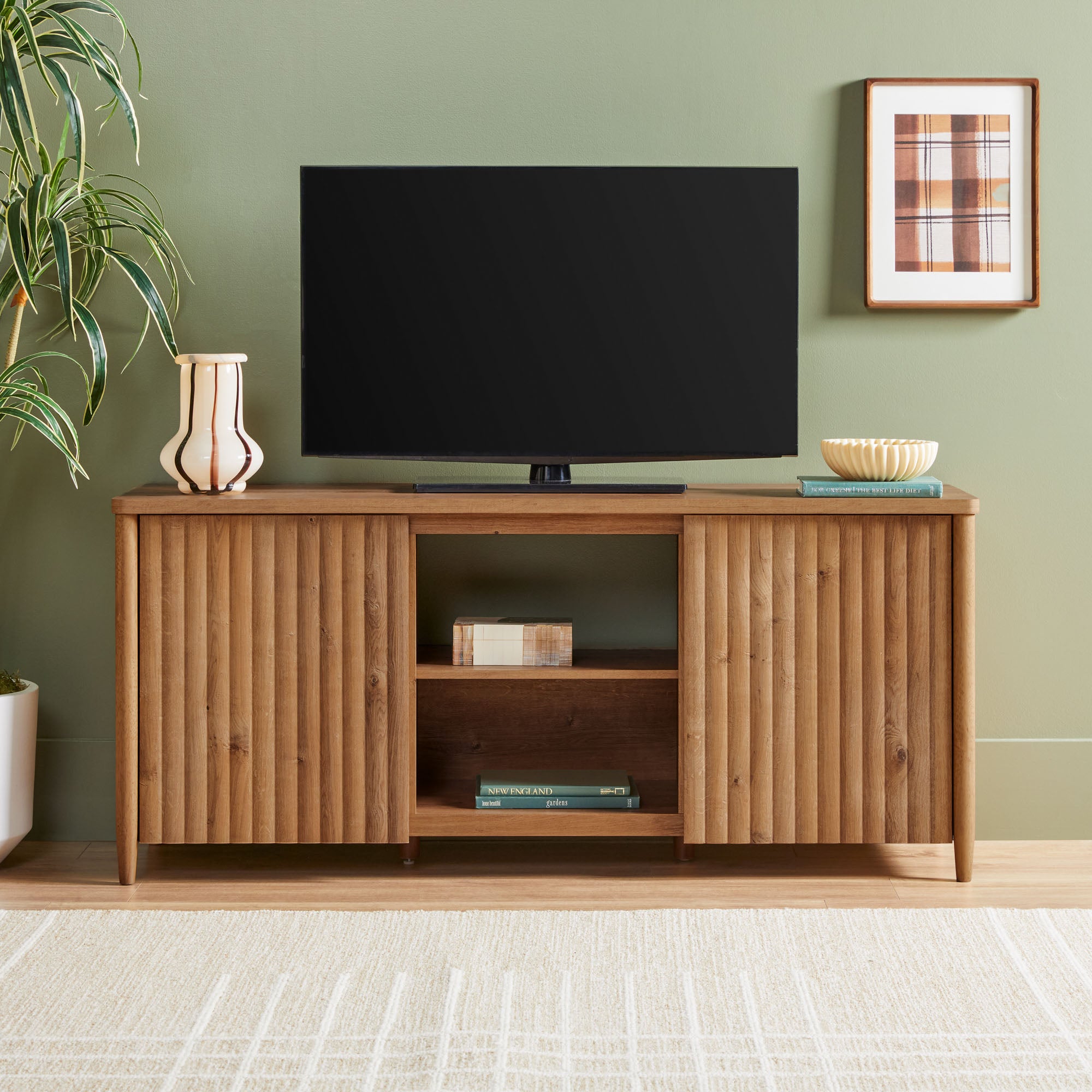 Flynn Scandinavian Reeded TV Stand | Walker Edison