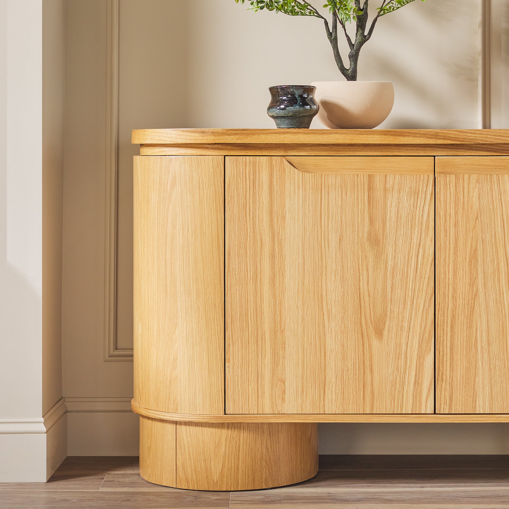 Maya Modern Curved Wood 70