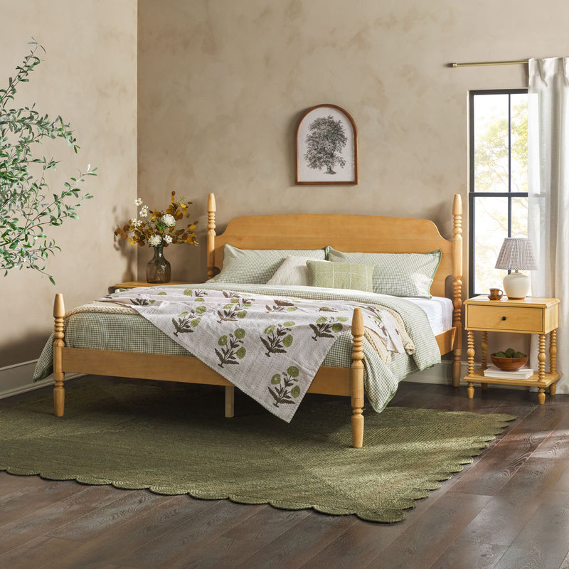 Traditional Vivienne Easy Assembly Solid Wood Bed