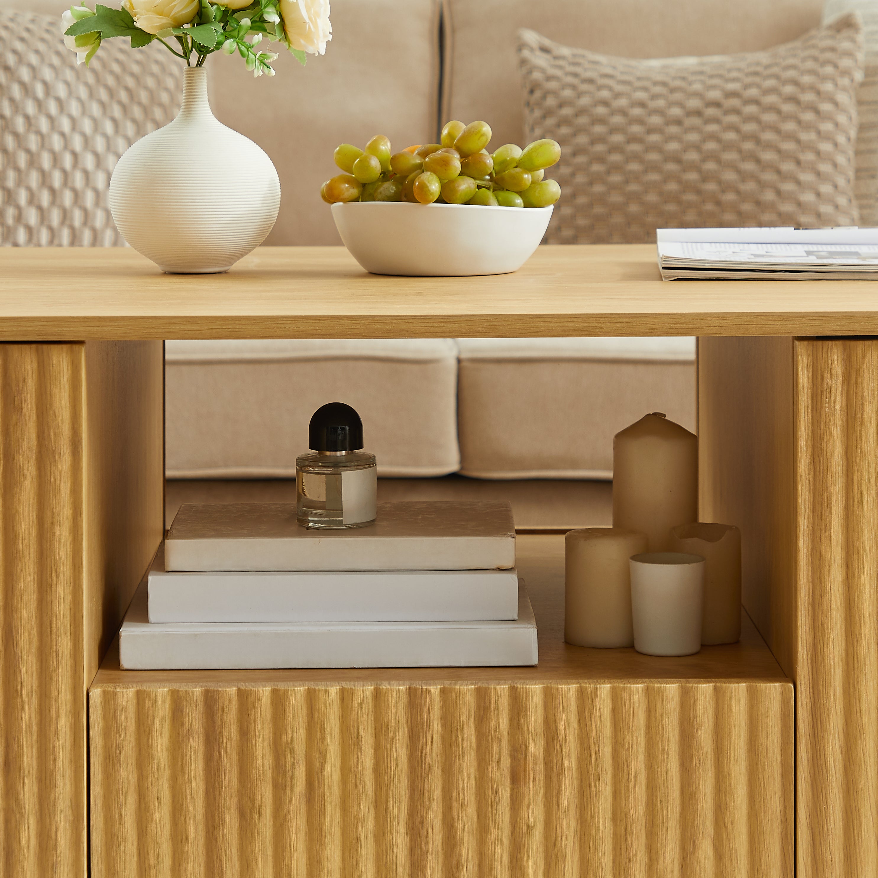 Walker Edison Reeded Curve Storage Coffee Table - Thumbnail 4