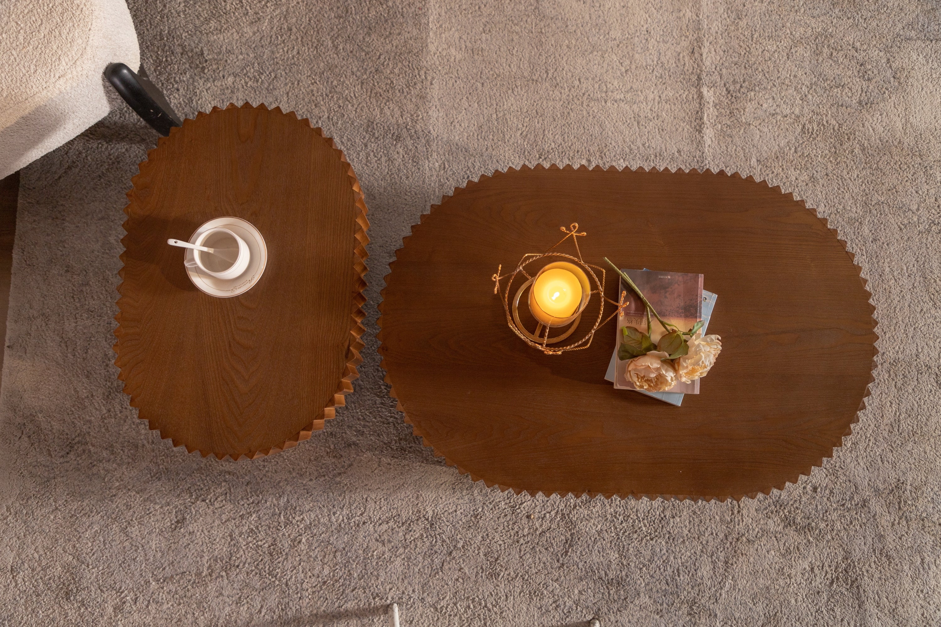 Walker Edison Fluted Round Nesting Coffee Table - Thumbnail 4