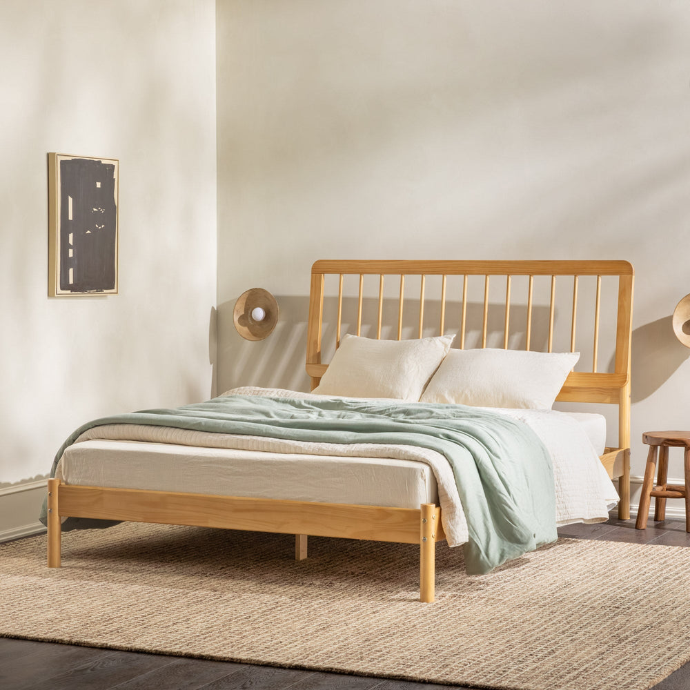 Solid Wood Mid-Century Modern Queen Spindle Bed - Natural Pine, image size:1000x1000