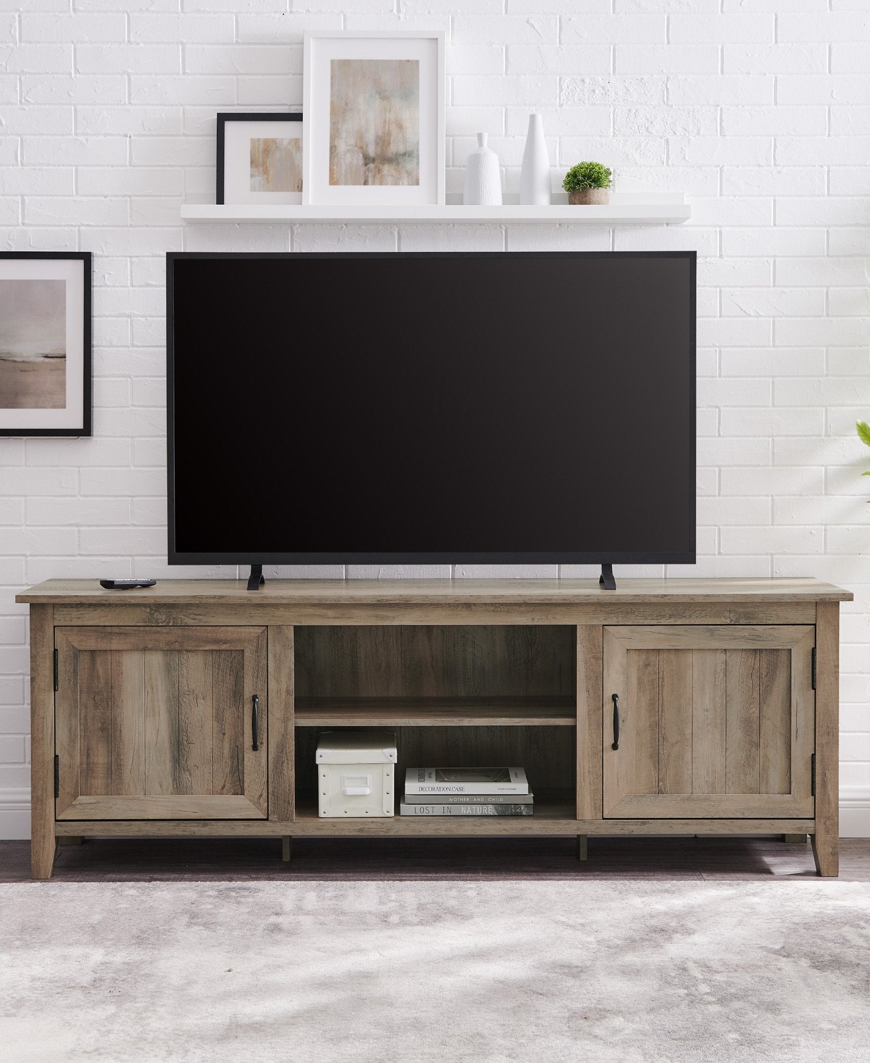 Simple Groove Door Console – Walker Edison